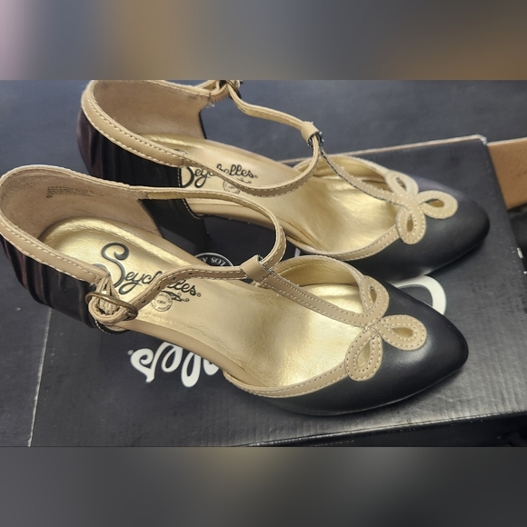 Seychelles 6 Heel, in very good condition. - Picture 1 of 5